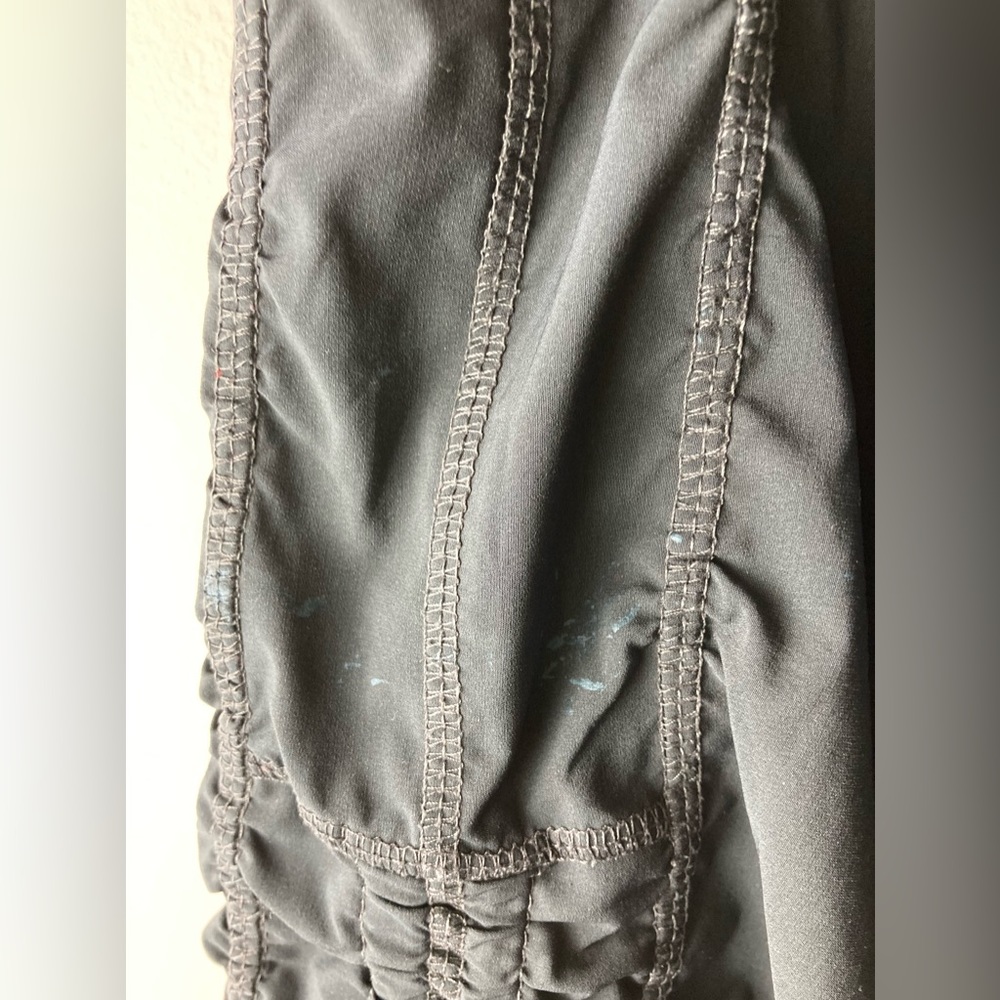 Gray Capris - Picture 3 of 4